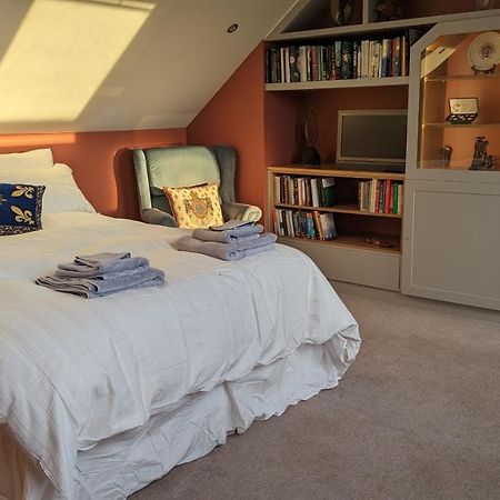 Elegant Relaxed Studio Bed and Breakfast Maynooth Esterno foto